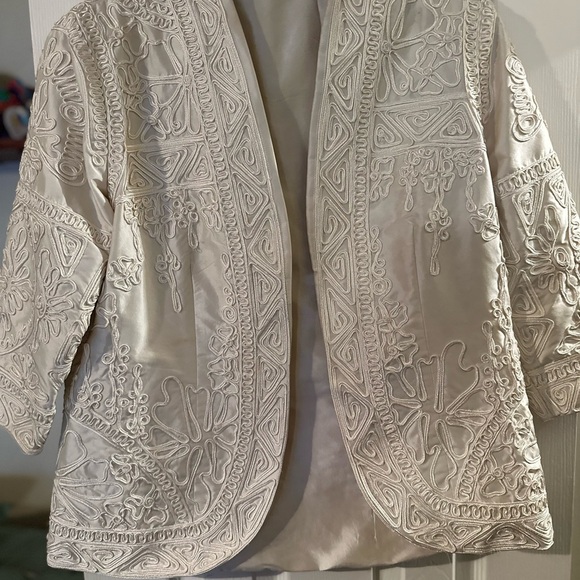 Marisa Baratelli Cream Embellished Open-Front Blazer 100% Thai Silk - Picture 1 of 9
